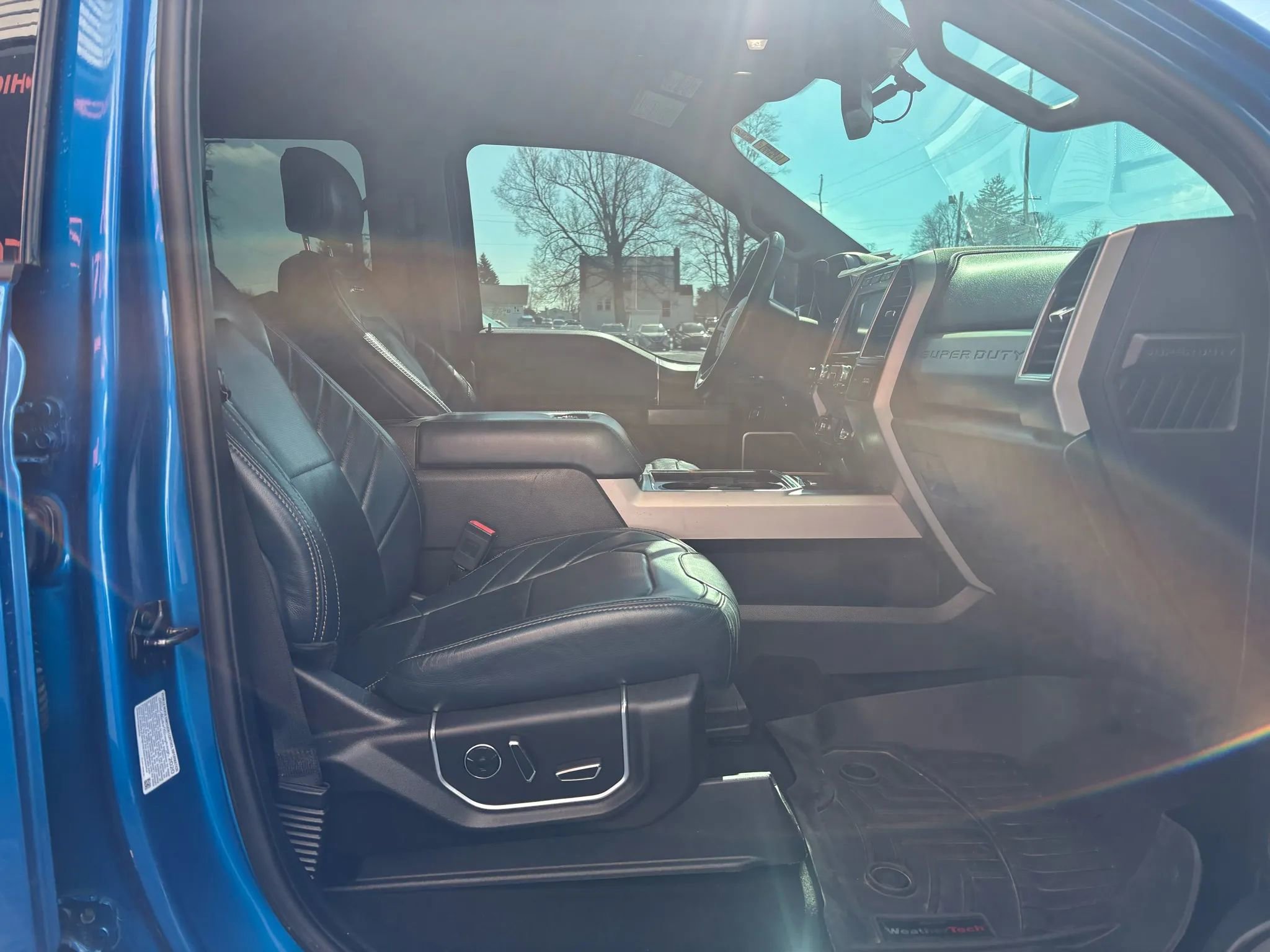 Used 2020 Ford F250 Lariat image 15