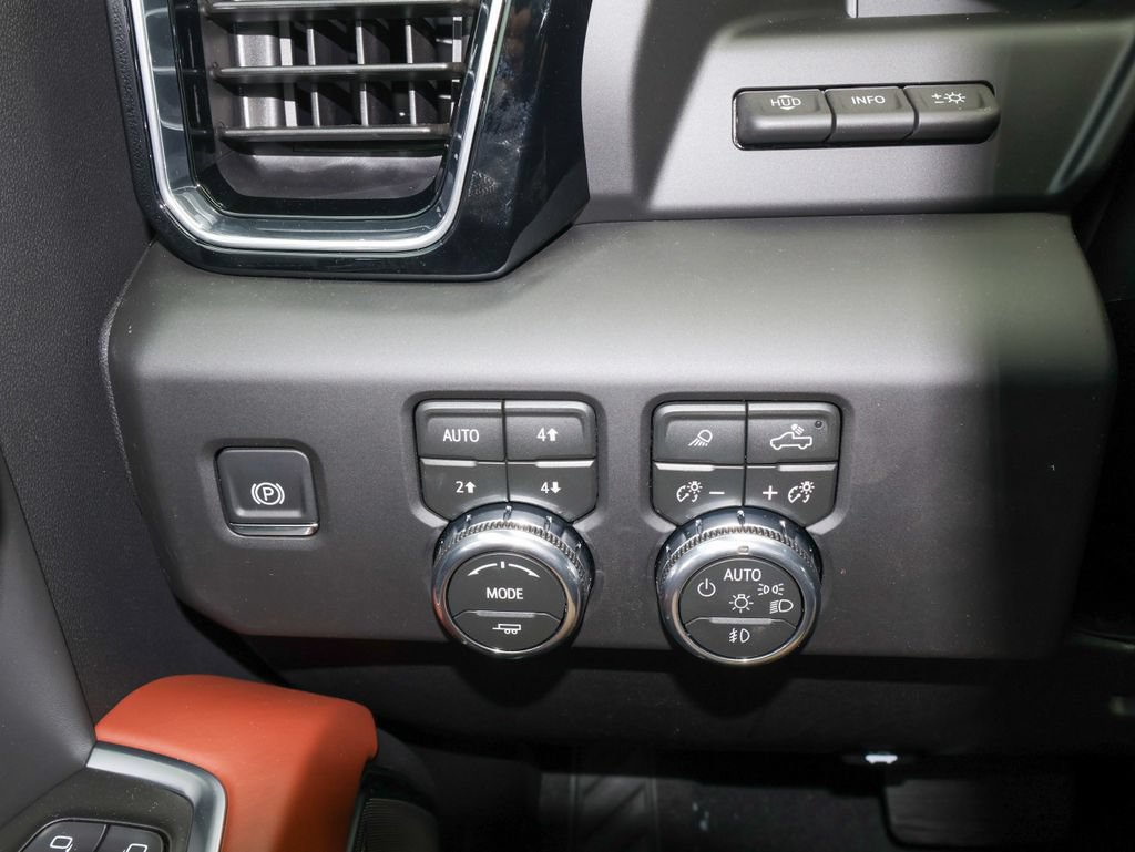 New 2026 GMC Sierra 3500 Denali Ultimate AWD/4WD image 27