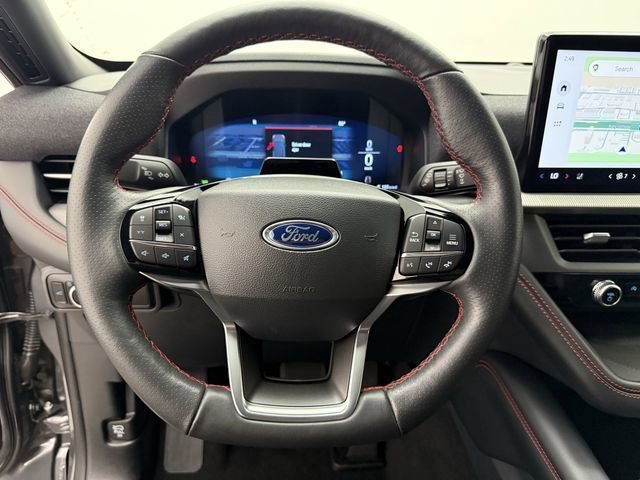 Used 2025 Ford Explorer ST-Line AWD/4WD image 14