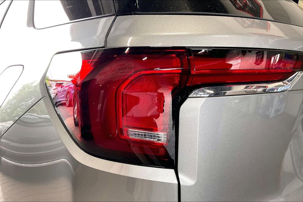 Used 2026 GMC Terrain Elevation AWD/4WD image 17