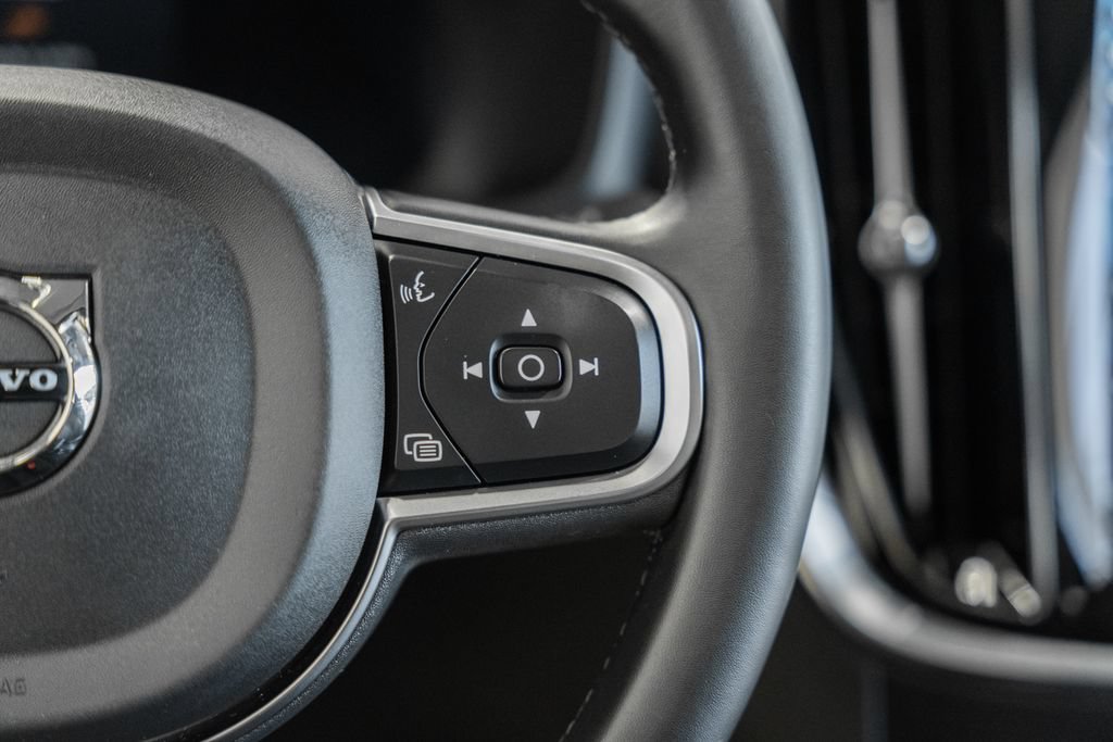Used 2024 Volvo S60 B5 Core FWD image 22