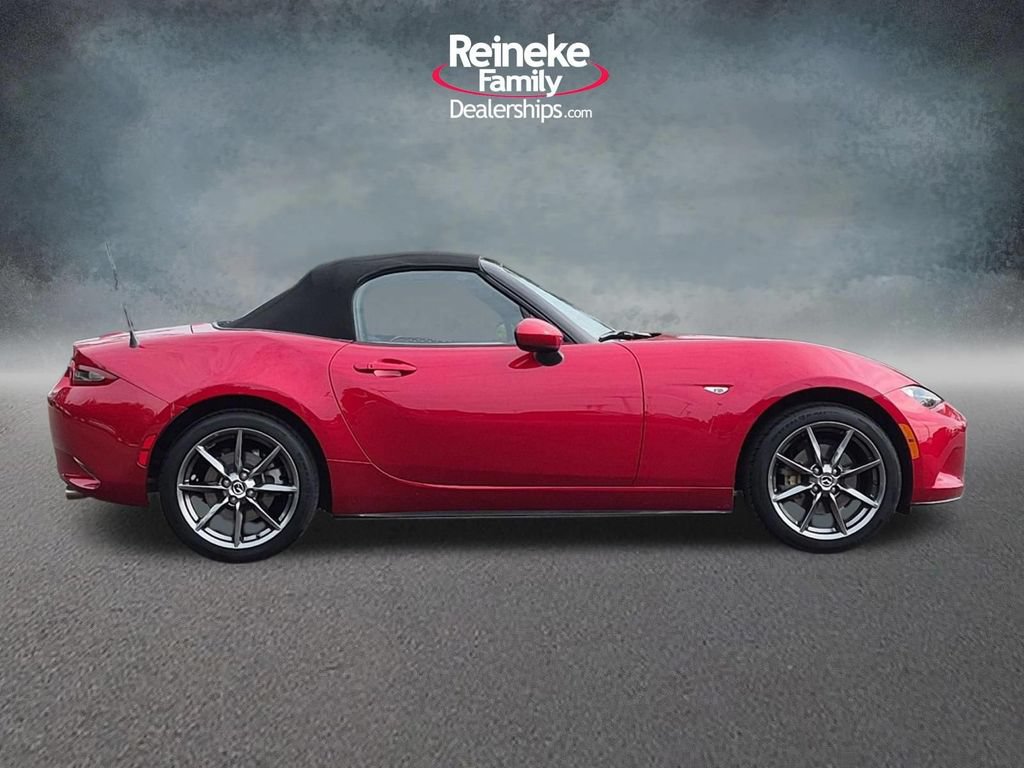 Used 2016 MAZDA MX-5 Miata Grand Touring RWD image 4