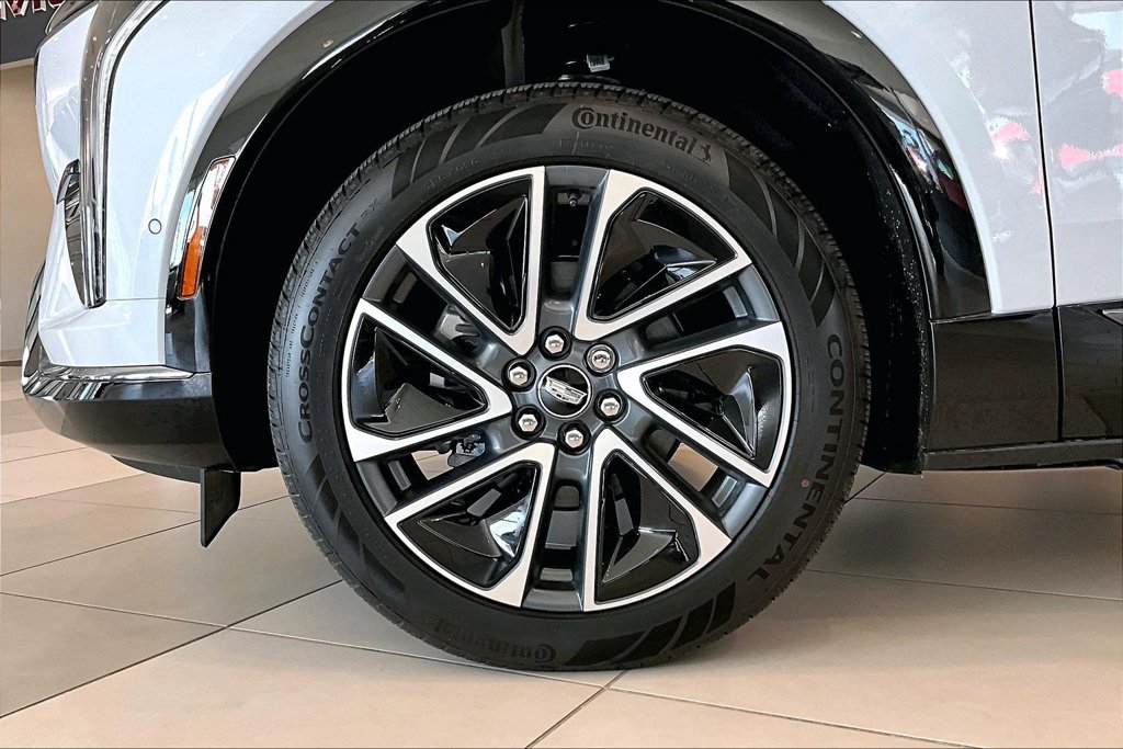 New 2027 Cadillac Optiq Sport w/ LPO, Floor Liner Package AWD/4WD image 29