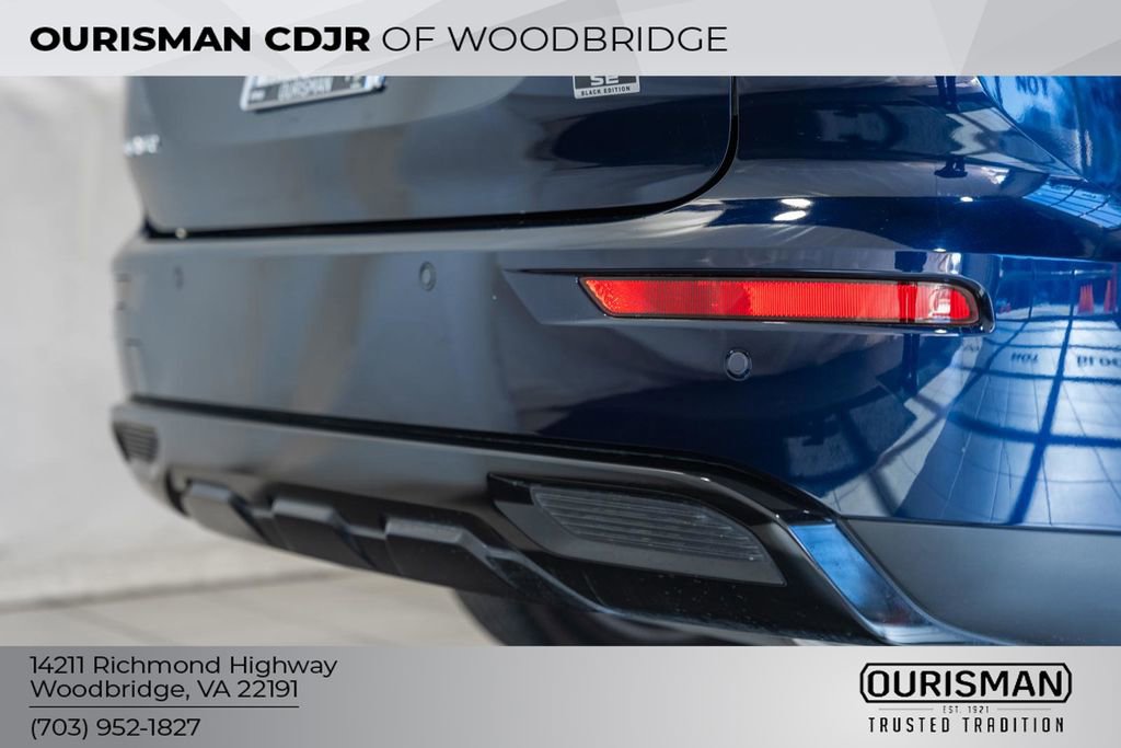 Used 2023 Mitsubishi Outlander SE Black Edition image 7