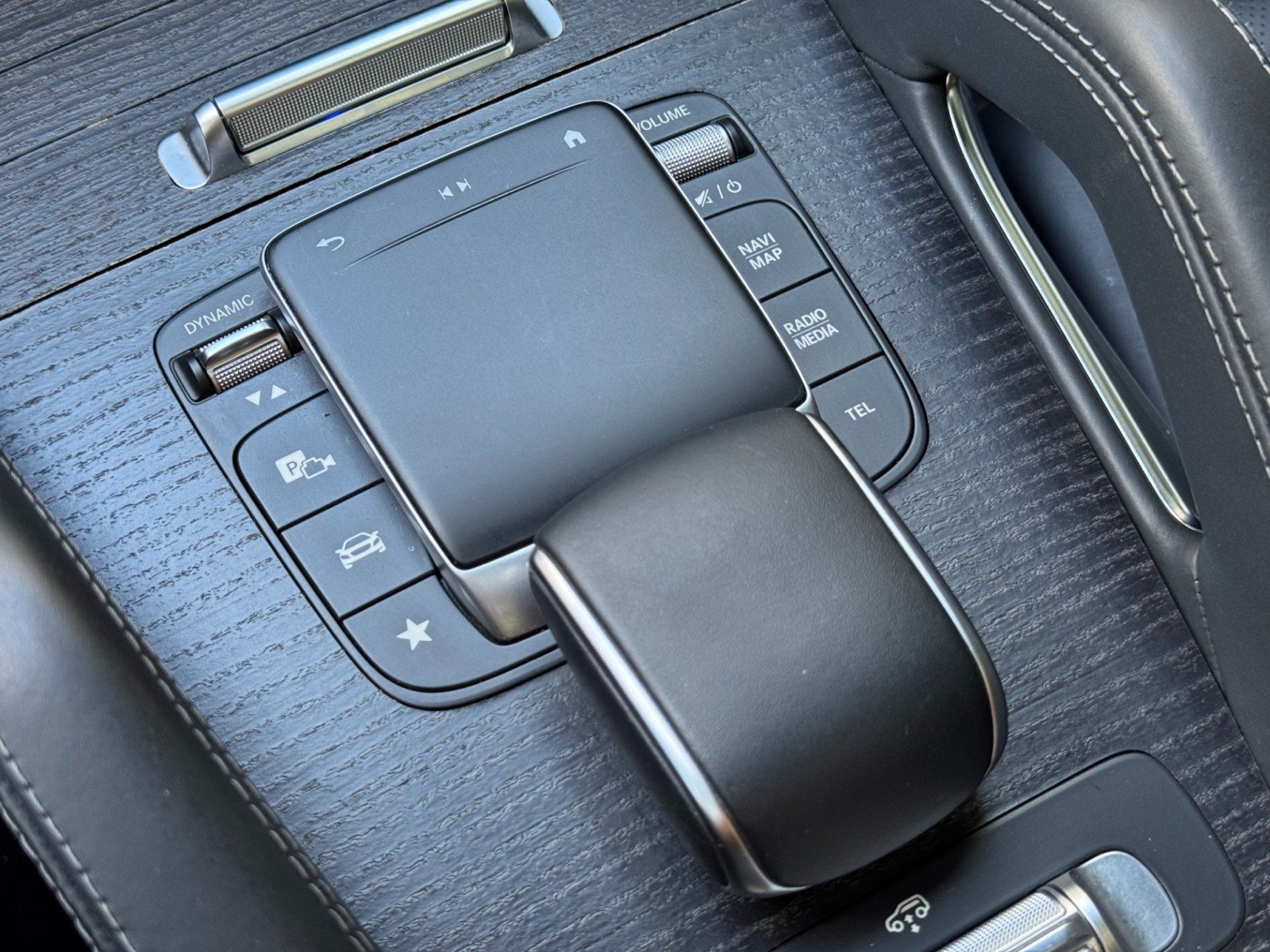 Used 2021 Mercedes-Benz GLS 580 4MATIC image 39