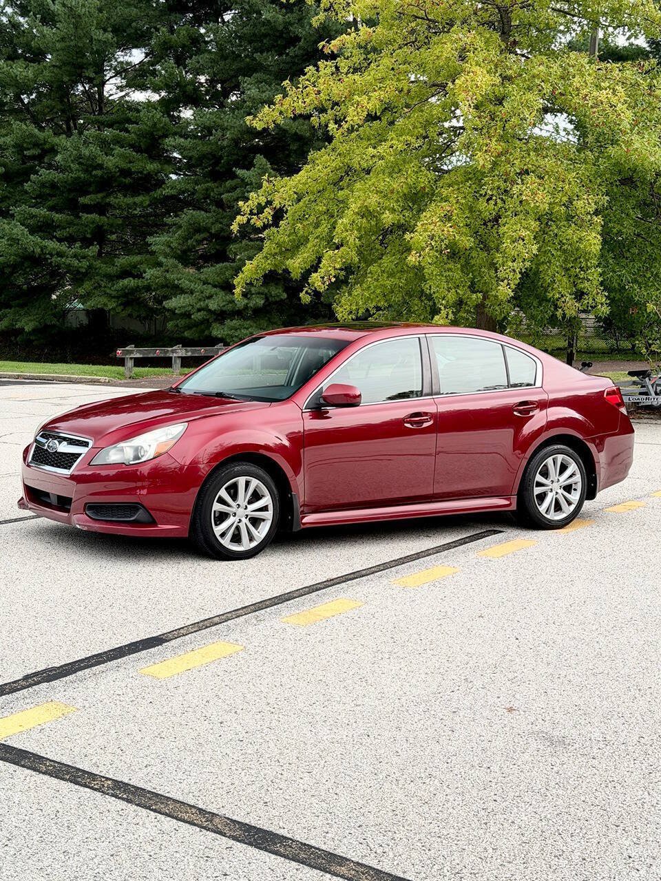 Used 2013 Subaru Legacy 2.5i Premium AWD/4WD image 3