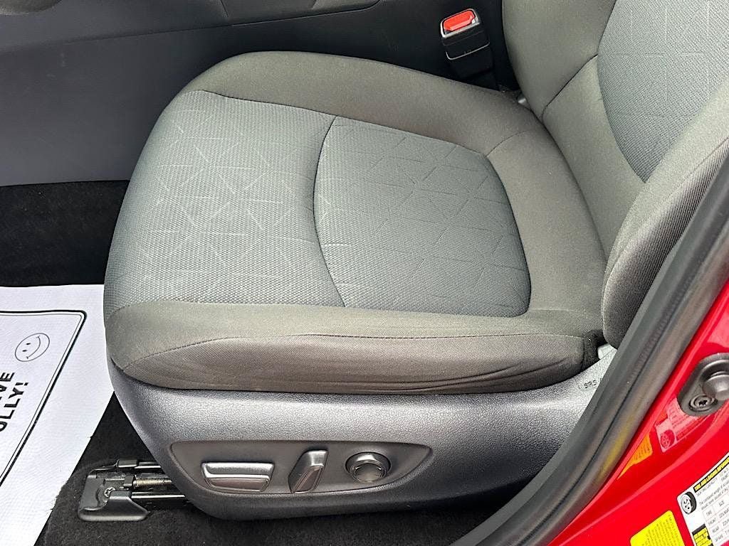 Certified 2025 Toyota RAV4 XLE FWD image 13