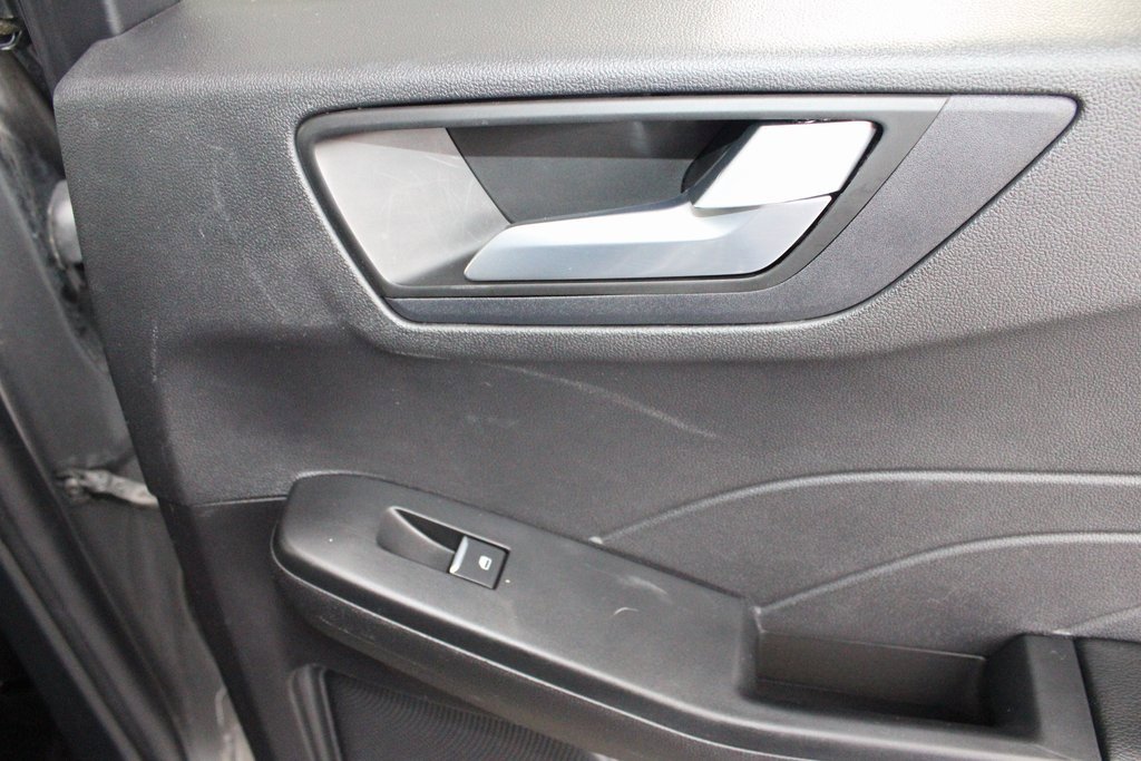 Used 2022 Ford Escape SEL image 52