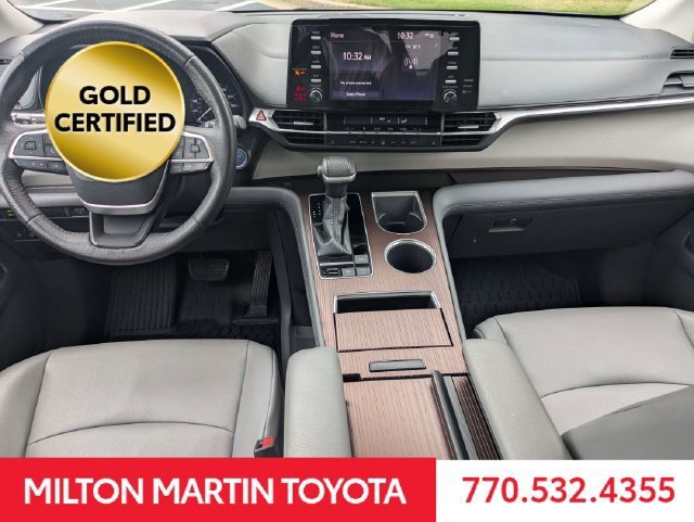 Certified 2021 Toyota Sienna XLE FWD image 18
