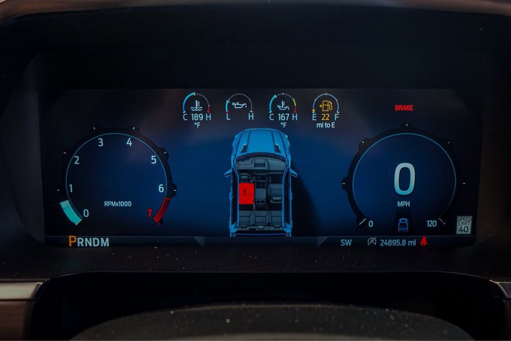 Used 2024 Ford F150 Platinum image 17