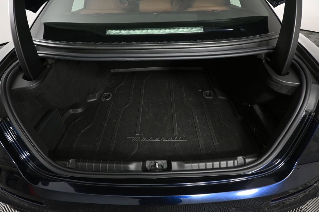 Used 2022 Maserati Ghibli Modena RWD image 28