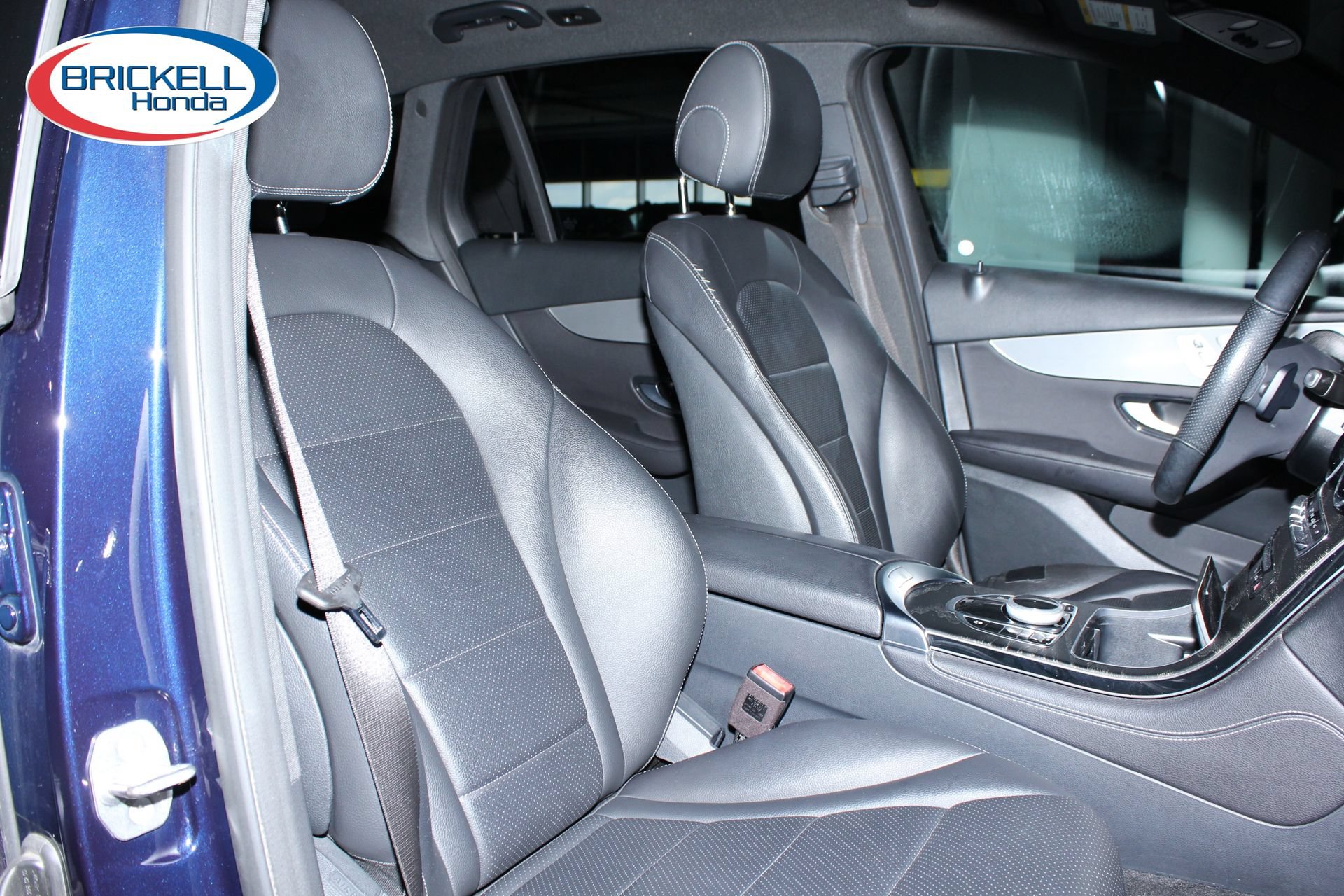 Used 2019 Mercedes-Benz GLC 300 image 16