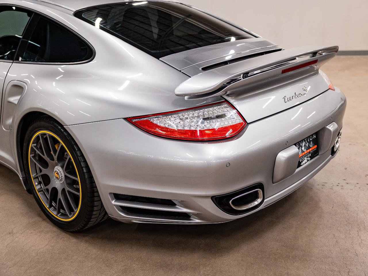 Used 2011 Porsche 911 Turbo S AWD/4WD image 34