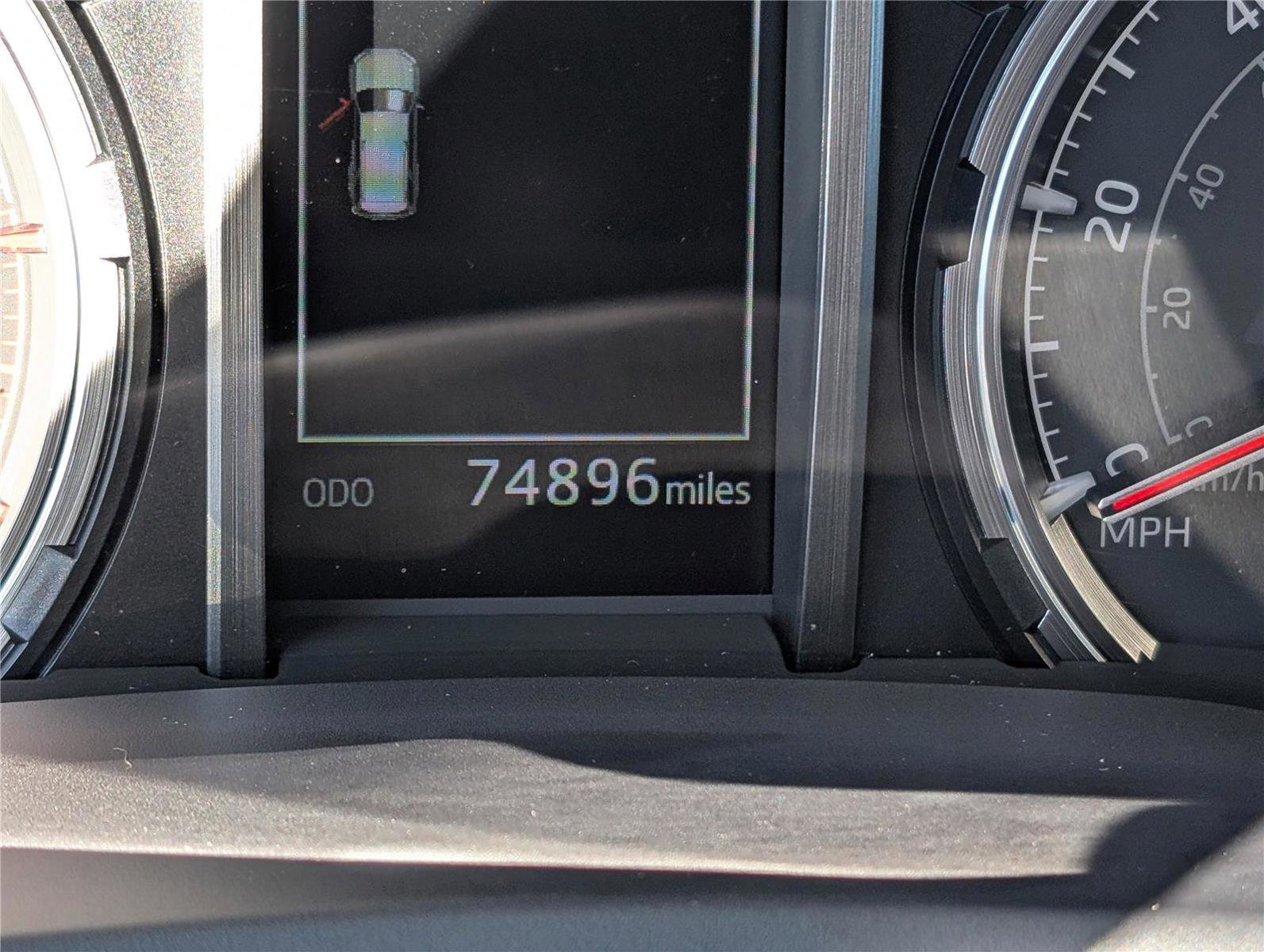 Used 2022 Toyota 4Runner Limited image 32