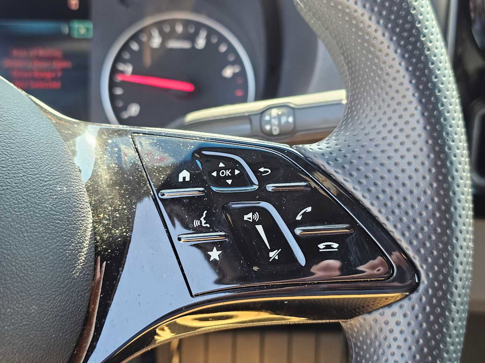 Used 2025 Mercedes-Benz Sprinter 2500 image 30