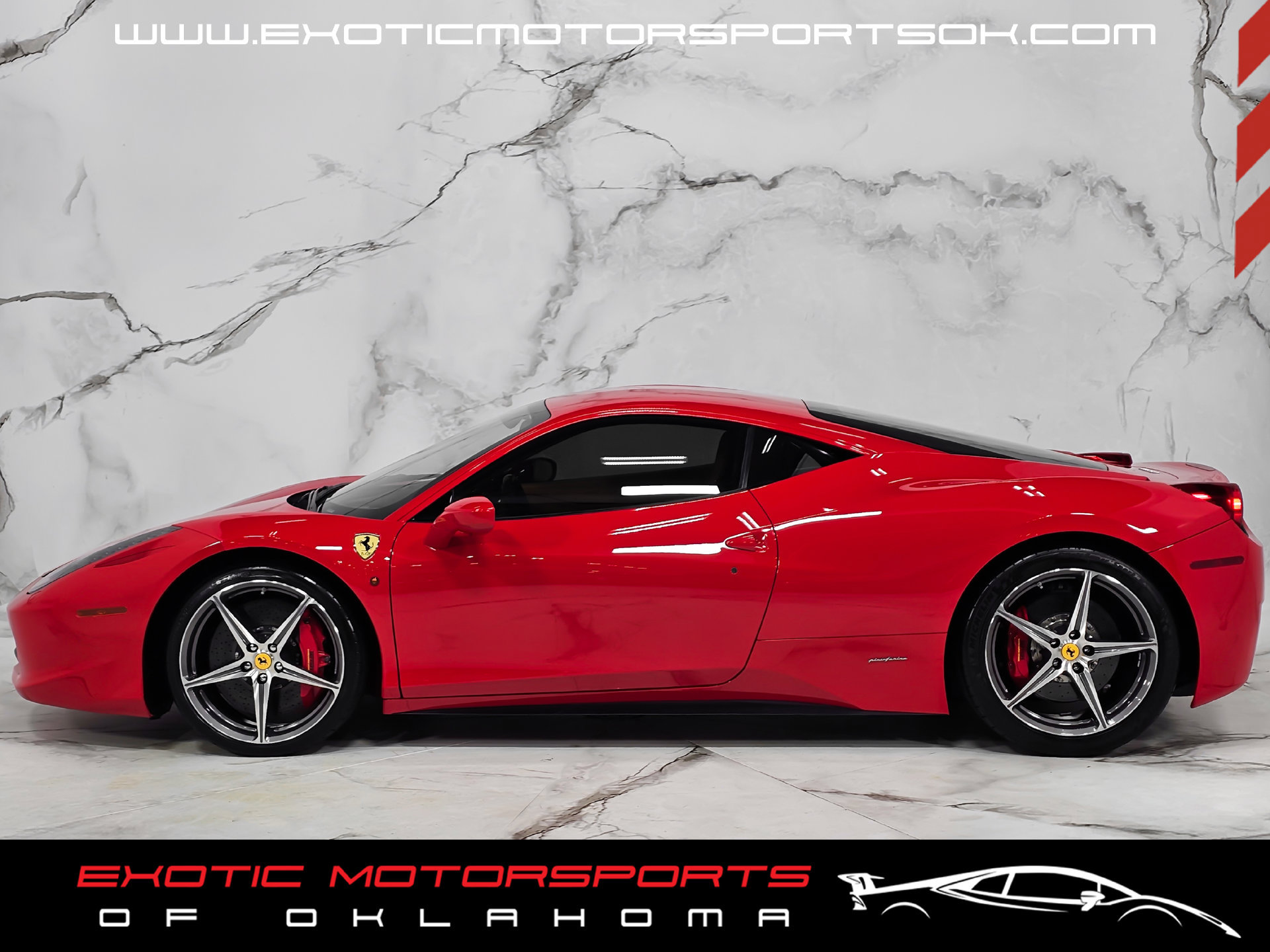 Used 2014 Ferrari 458 Italia Coupe RWD image 10
