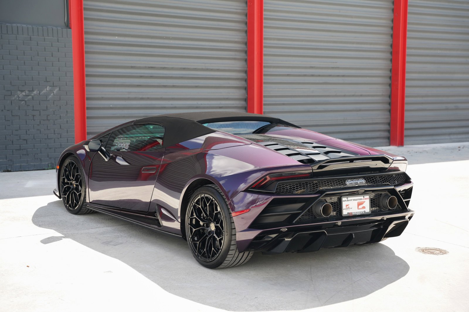 Used 2022 Lamborghini Huracan EVO RWD image 14