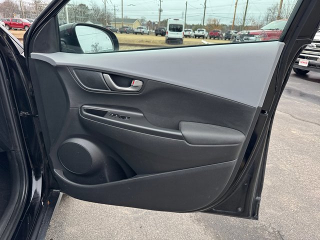 Used 2018 Hyundai Kona Limited image 28