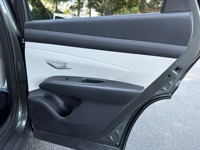 Used 2025 Hyundai Tucson SEL AWD/4WD image 16