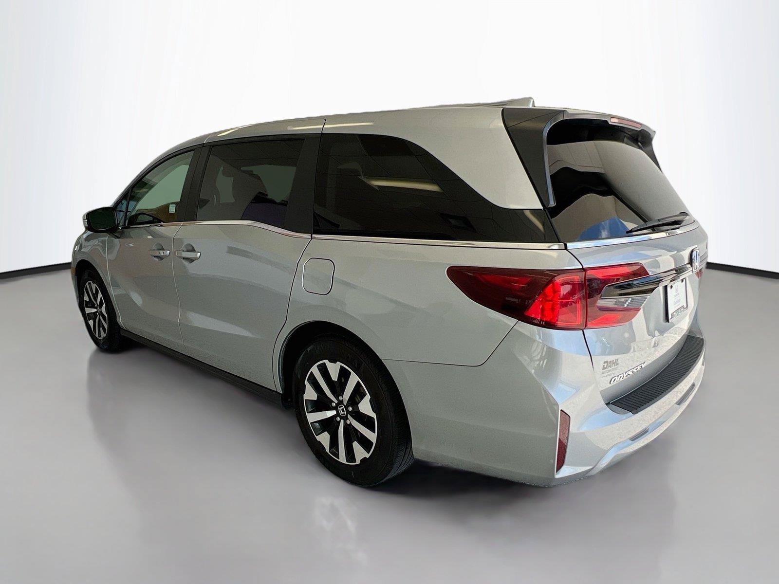 Certified 2025 Honda Odyssey EX-L image 10