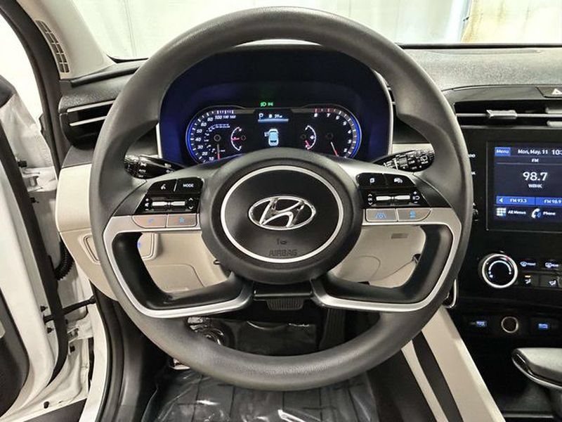 Used 2022 Hyundai Tucson SEL FWD image 21