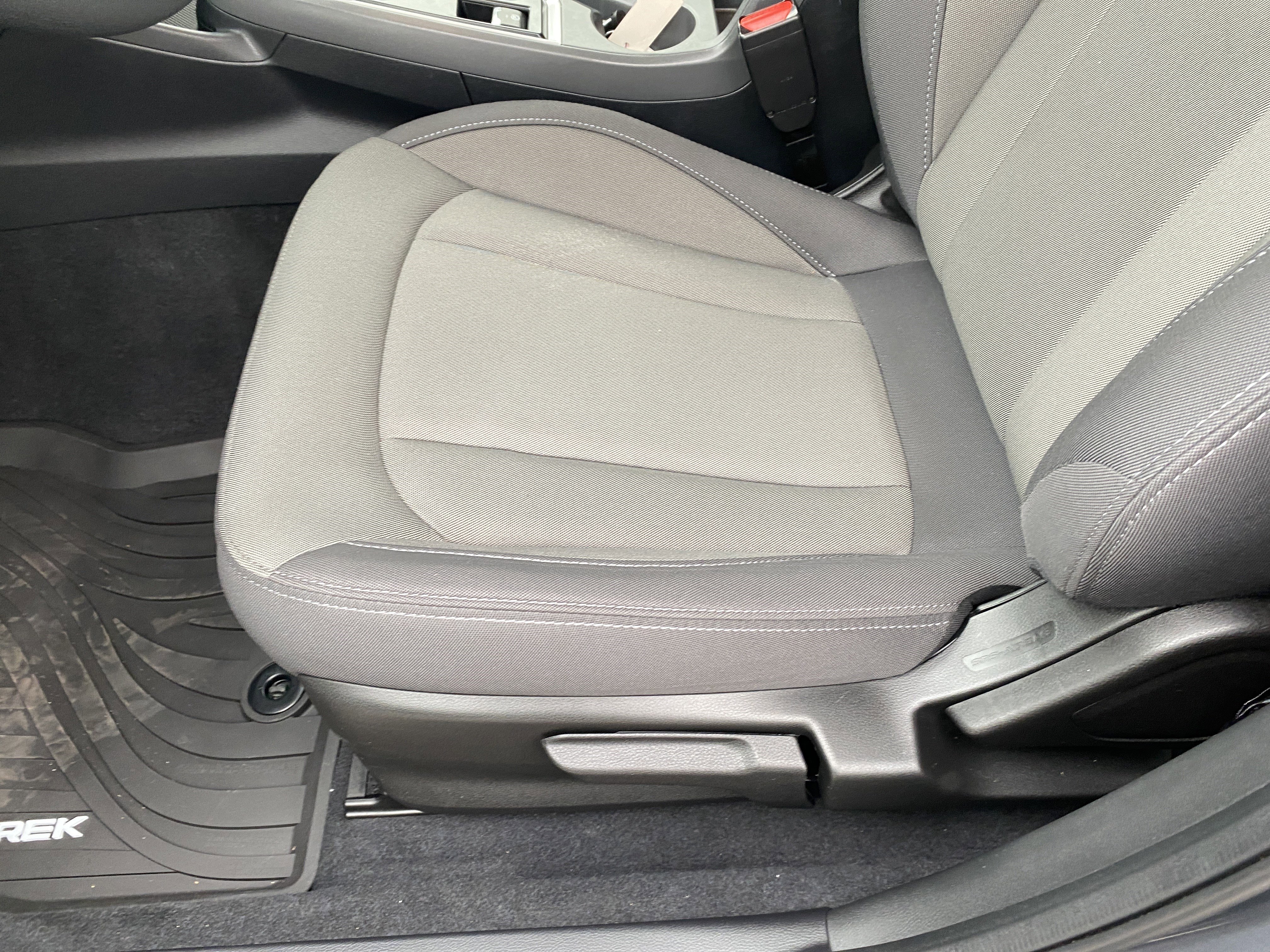 Used 2025 Subaru Crosstrek 2.0i Premium w/ Crosstrek Mirror Package image 15