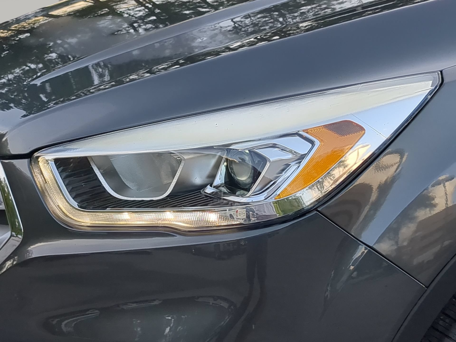 Certified 2019 Ford Escape SEL FWD image 44