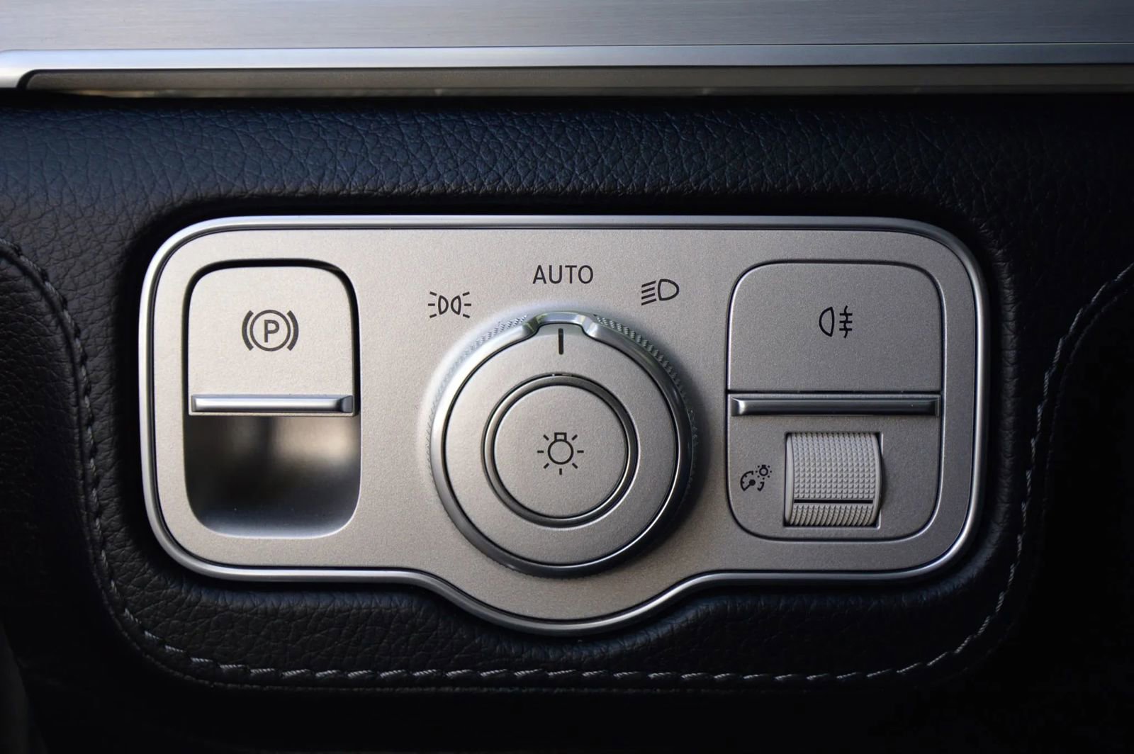 Used 2025 Mercedes-Benz GLE 53 AMG 4MATIC image 43