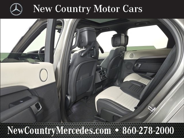 Used 2022 Land Rover Discovery HSE R-Dynamic image 16