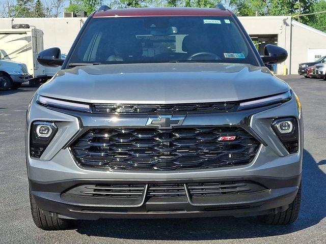 Used 2025 Chevrolet TrailBlazer RS w/ Convenience Package AWD/4WD image 5