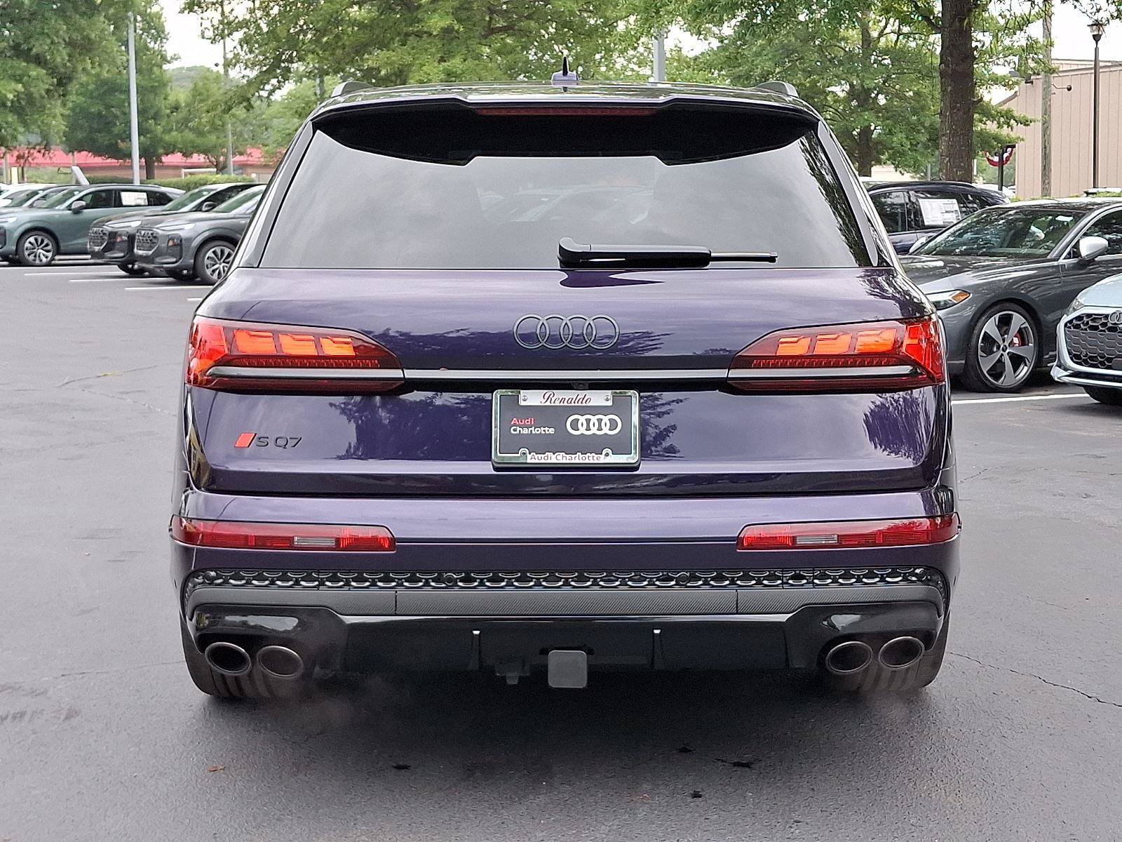 Used 2025 Audi SQ7 Prestige w/ Prestige Package AWD/4WD image 5