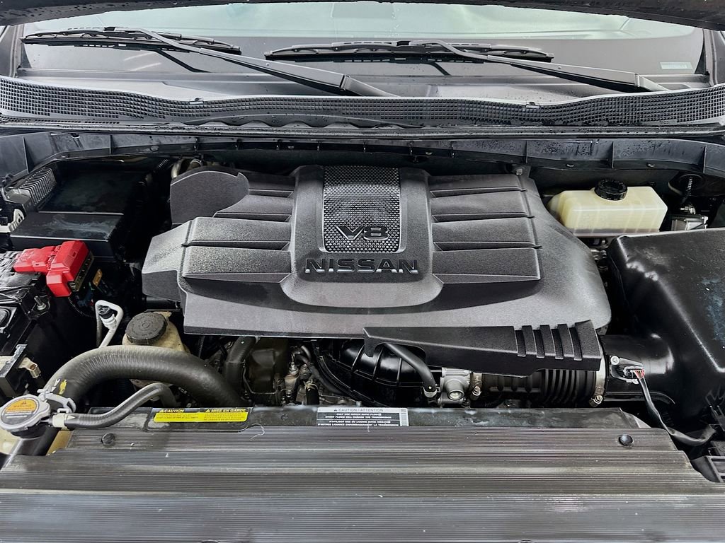 Used 2021 Nissan Titan PRO-4X w/ Pro-4x Utility Package image 30