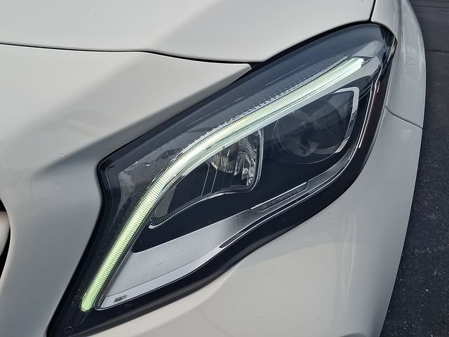 Used 2020 Mercedes-Benz GLA 250 4MATIC image 9