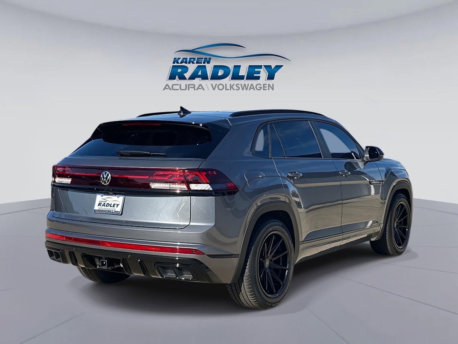 Certified 2025 Volkswagen Atlas Cross Sport SEL R-Line video 2