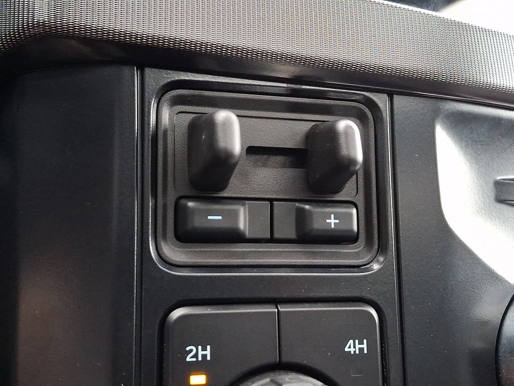 Used 2025 Ford F250 Platinum AWD/4WD image 26