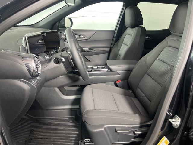 New 2026 Chevrolet Equinox LT w/ LPO, Floor Liner Package image 9
