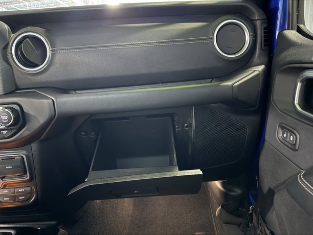 Used 2018 Jeep Wrangler Unlimited Sahara w/ Dual Top Group image 22