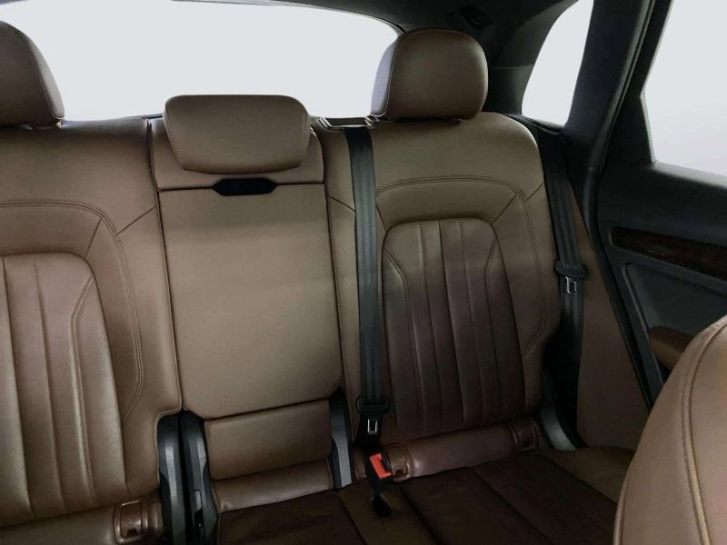 Used 2019 Audi Q5 2.0T Premium w/ Convenience Package image 32