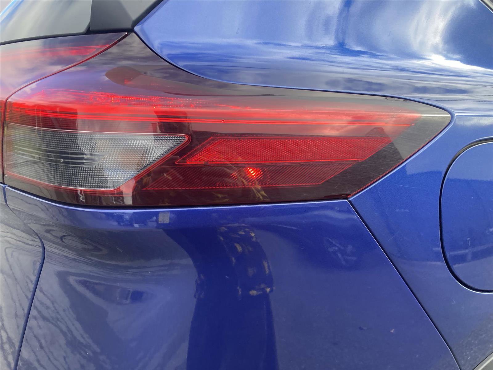 Used 2023 Nissan Rogue SV image 11