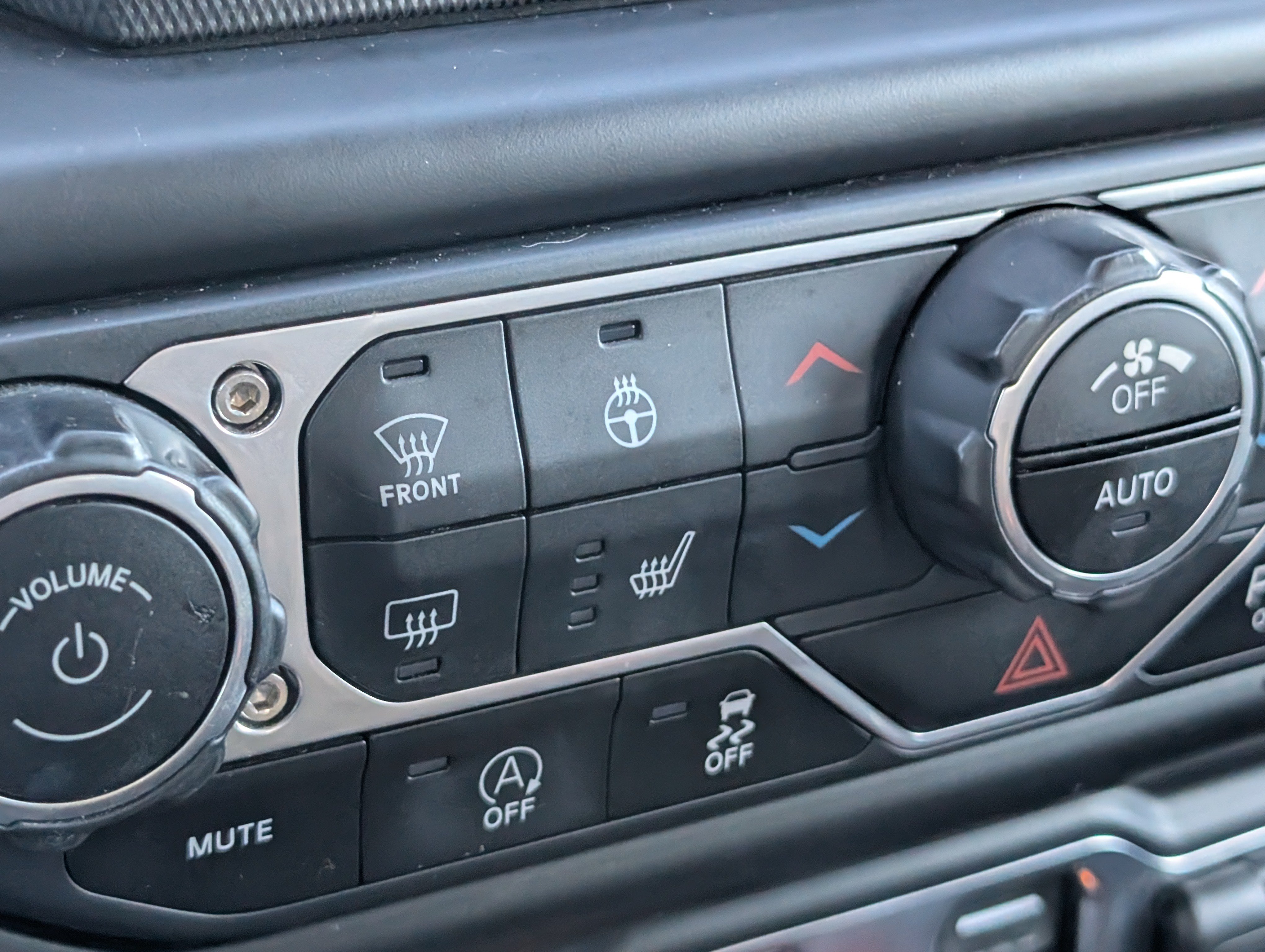 Used 2021 Jeep Gladiator Rubicon AWD/4WD image 19
