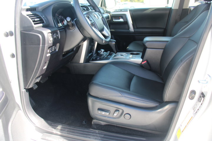 Certified 2024 Toyota 4Runner TRD Sport w/ Technology Package AWD/4WD image 12
