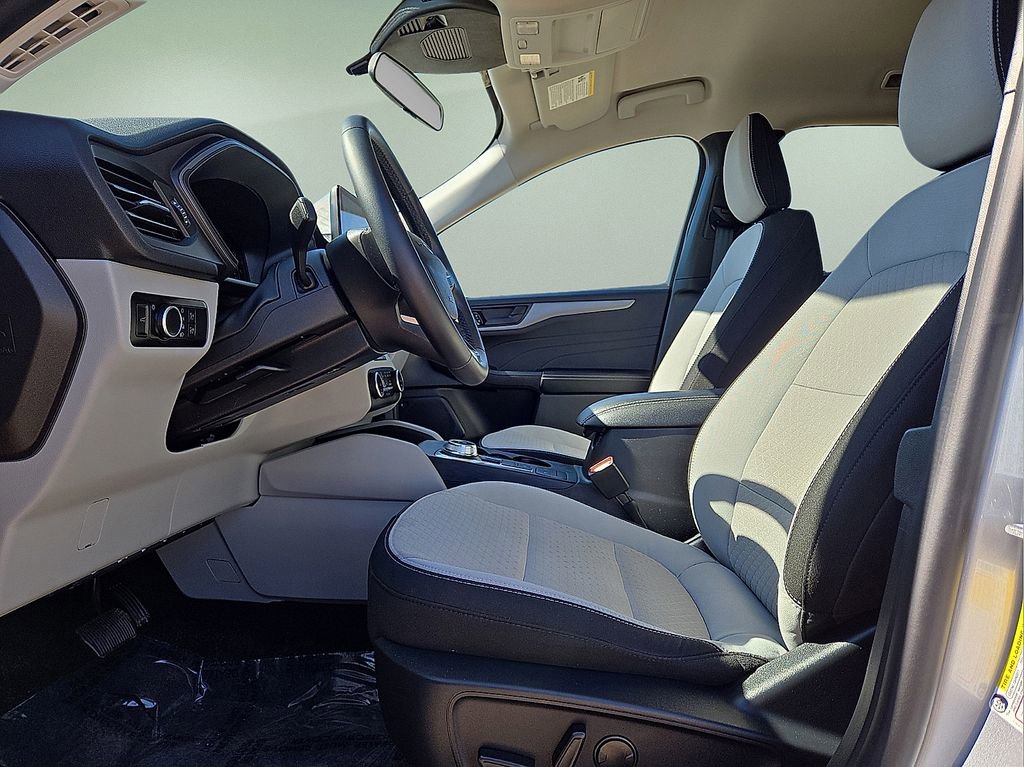 Used 2024 Ford Escape Active image 23