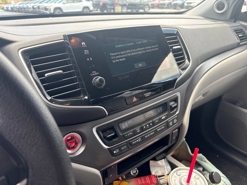 Used 2020 Honda Pilot EX image 10