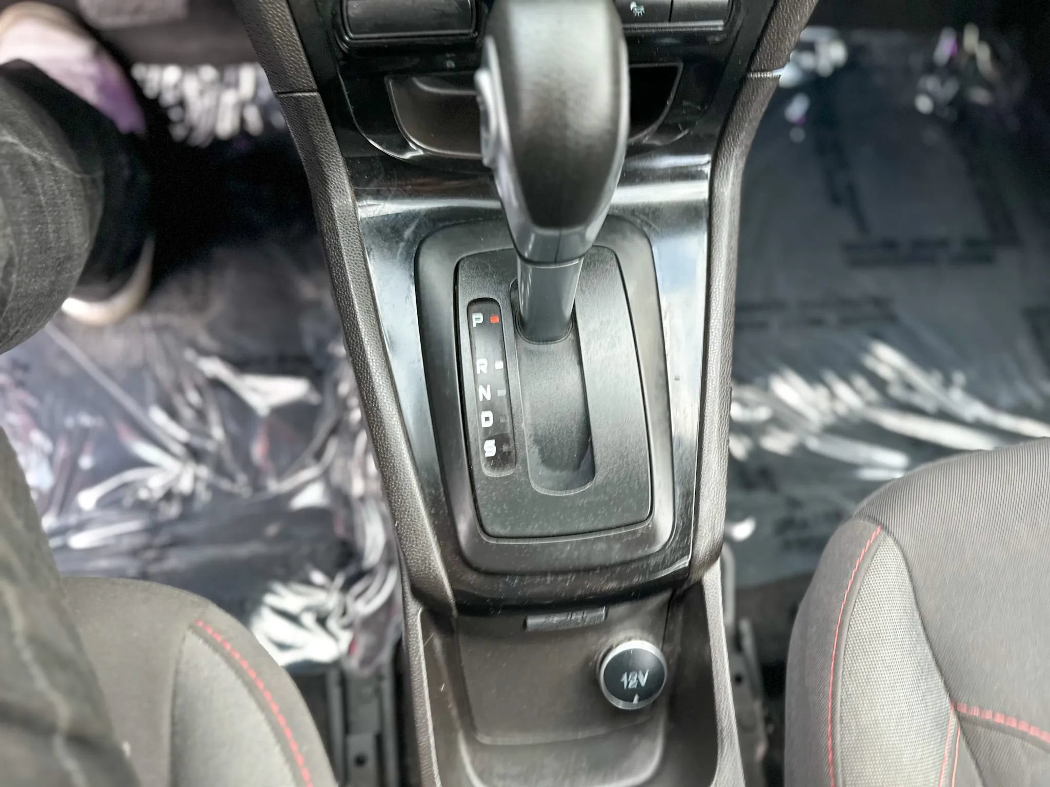 Used 2014 Ford Fiesta SE w/ Equipment Group 201A FWD image 21