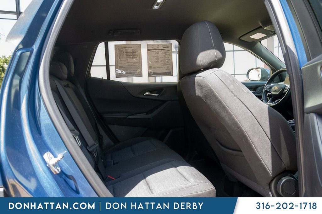 Used 2025 Chevrolet Equinox LT FWD image 20