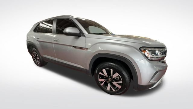 Certified 2023 Volkswagen Atlas Cross Sport SE FWD image 10