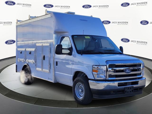 New 2026 Ford E-350 and Econoline 350 Super Duty w/ Power Equipment Group RWD image 7