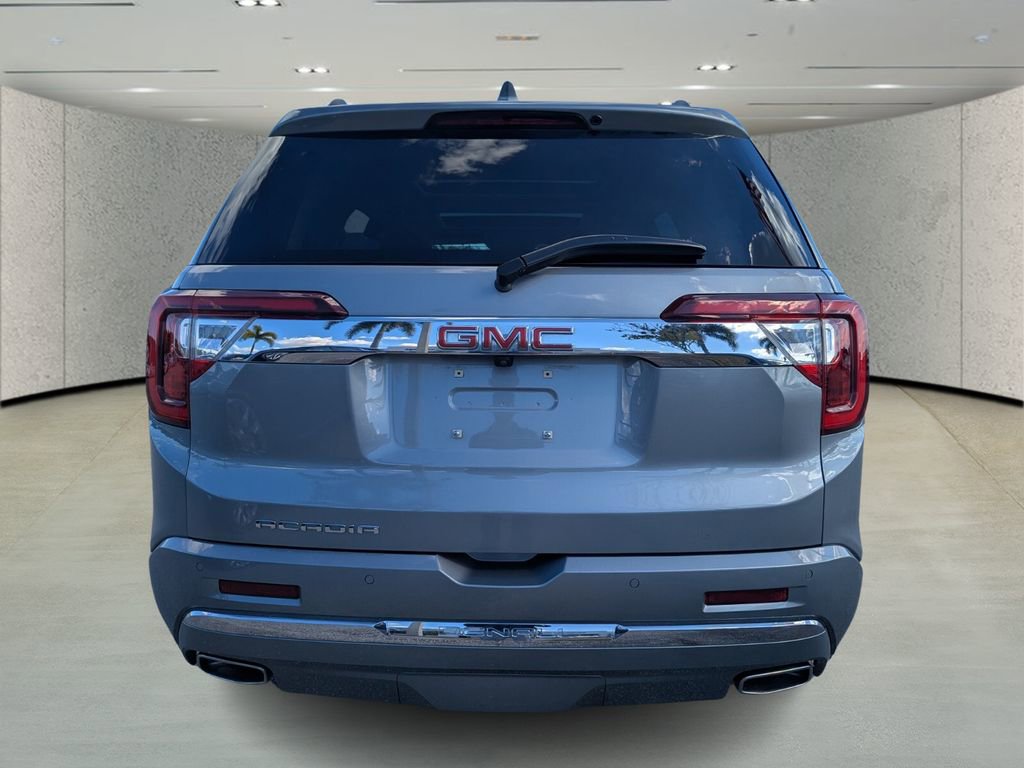 Used 2023 GMC Acadia Denali w/ Trailering Package image 4