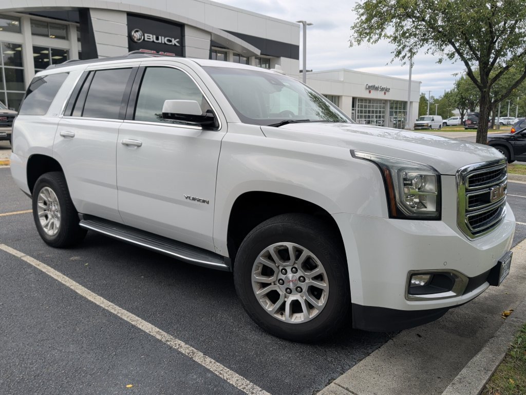 Used 2017 GMC Yukon SLT AWD/4WD image 2