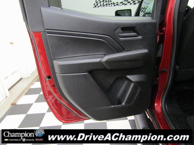 Used 2024 Chevrolet Colorado Trail Boss image 16